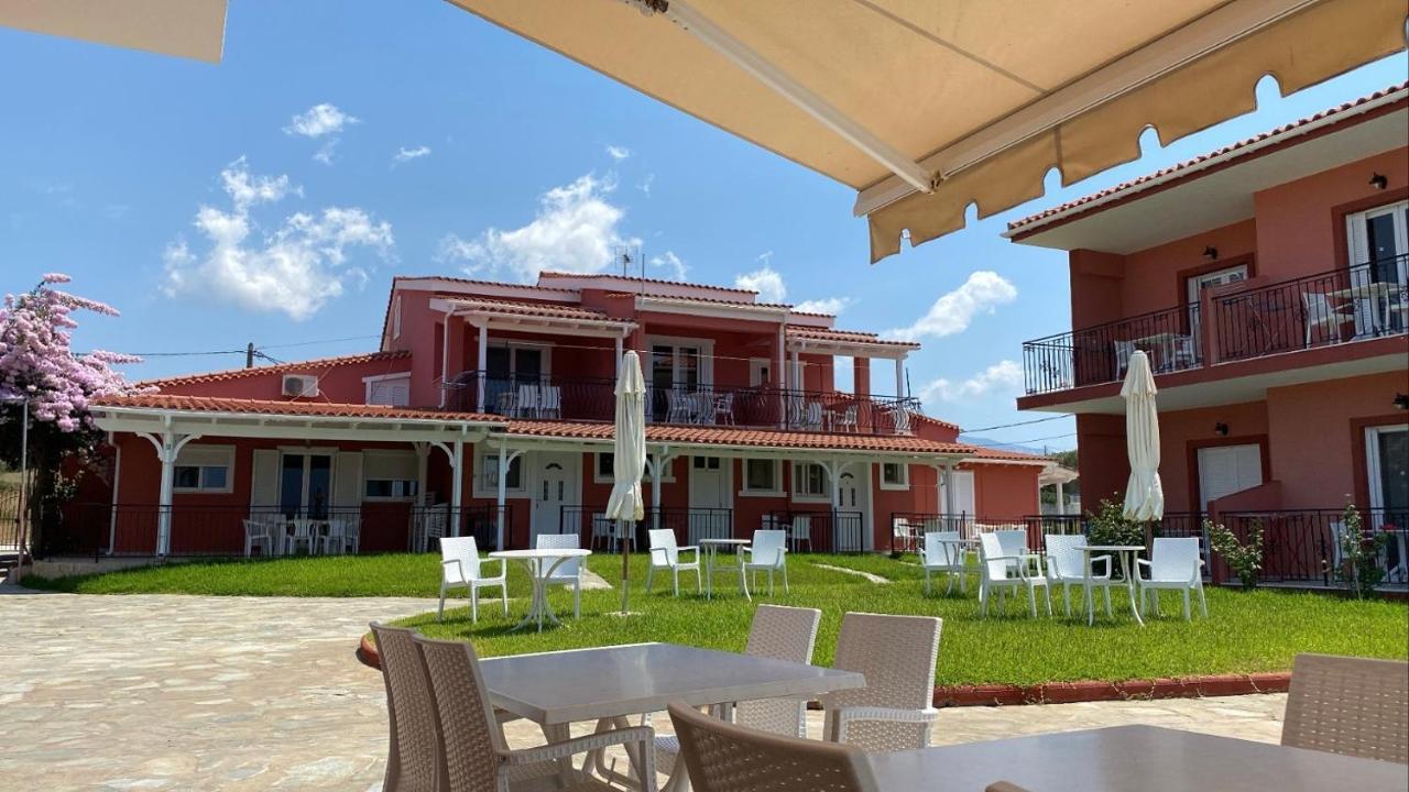 Paradise Studios Svoronata Luaran gambar