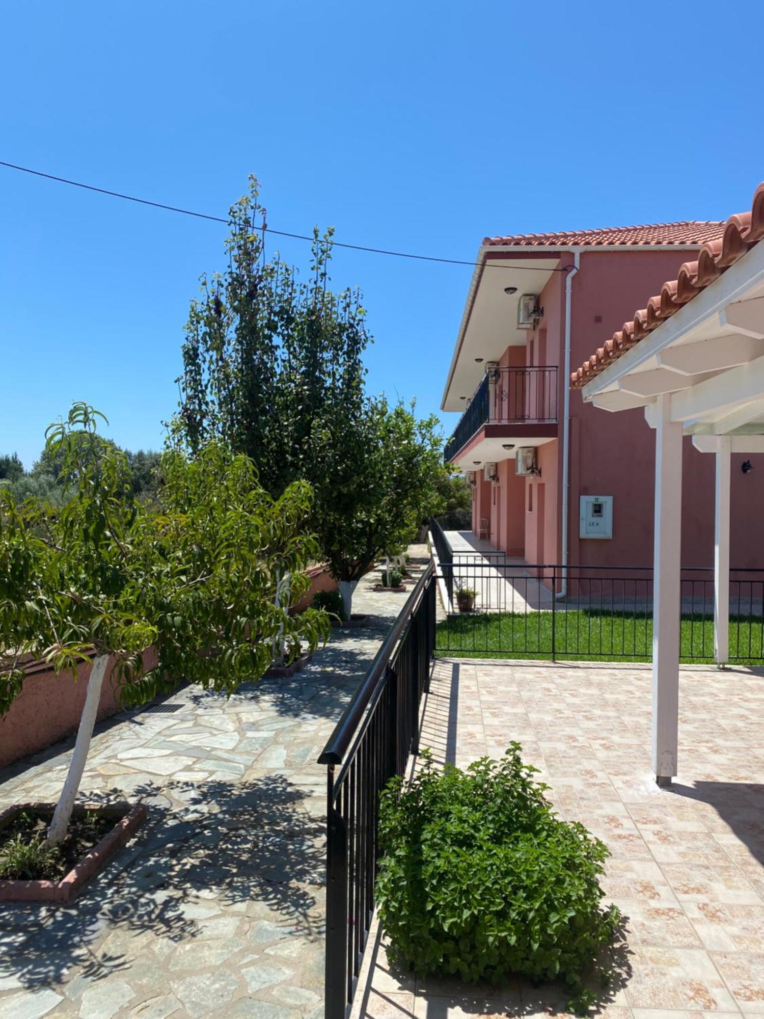 Paradise Studios Svoronata Luaran gambar
