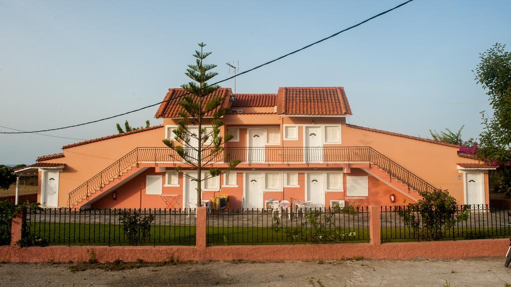 Paradise Studios Svoronata Luaran gambar