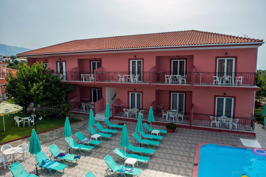 Paradise Studios Svoronata Luaran gambar
